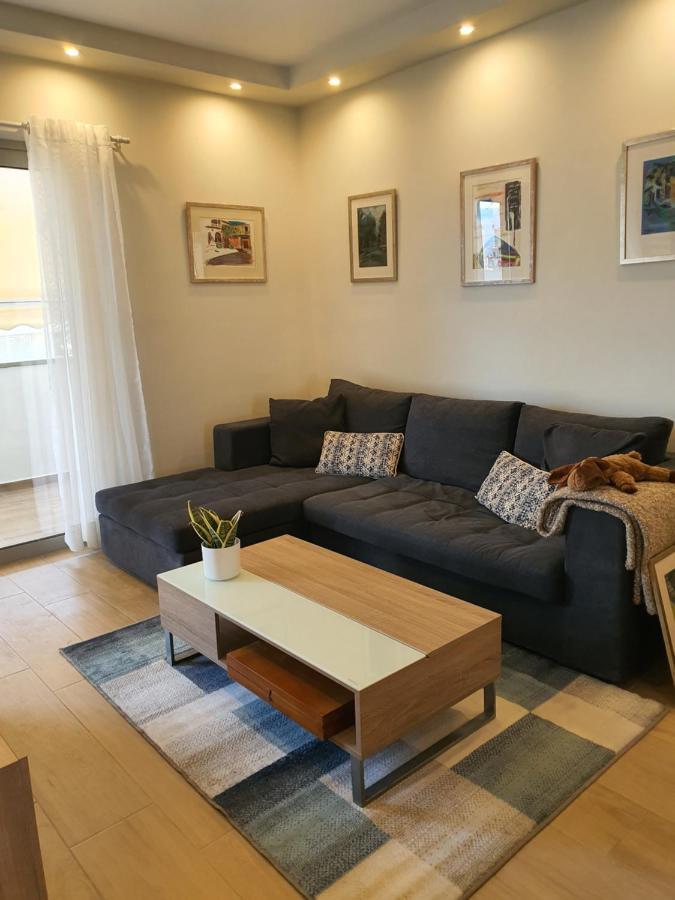 Tony'S Suite With Parking Atenas Exterior foto