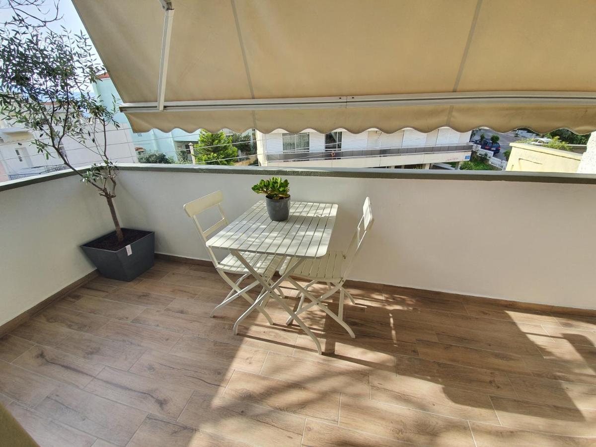 Tony'S Suite With Parking Atenas Exterior foto